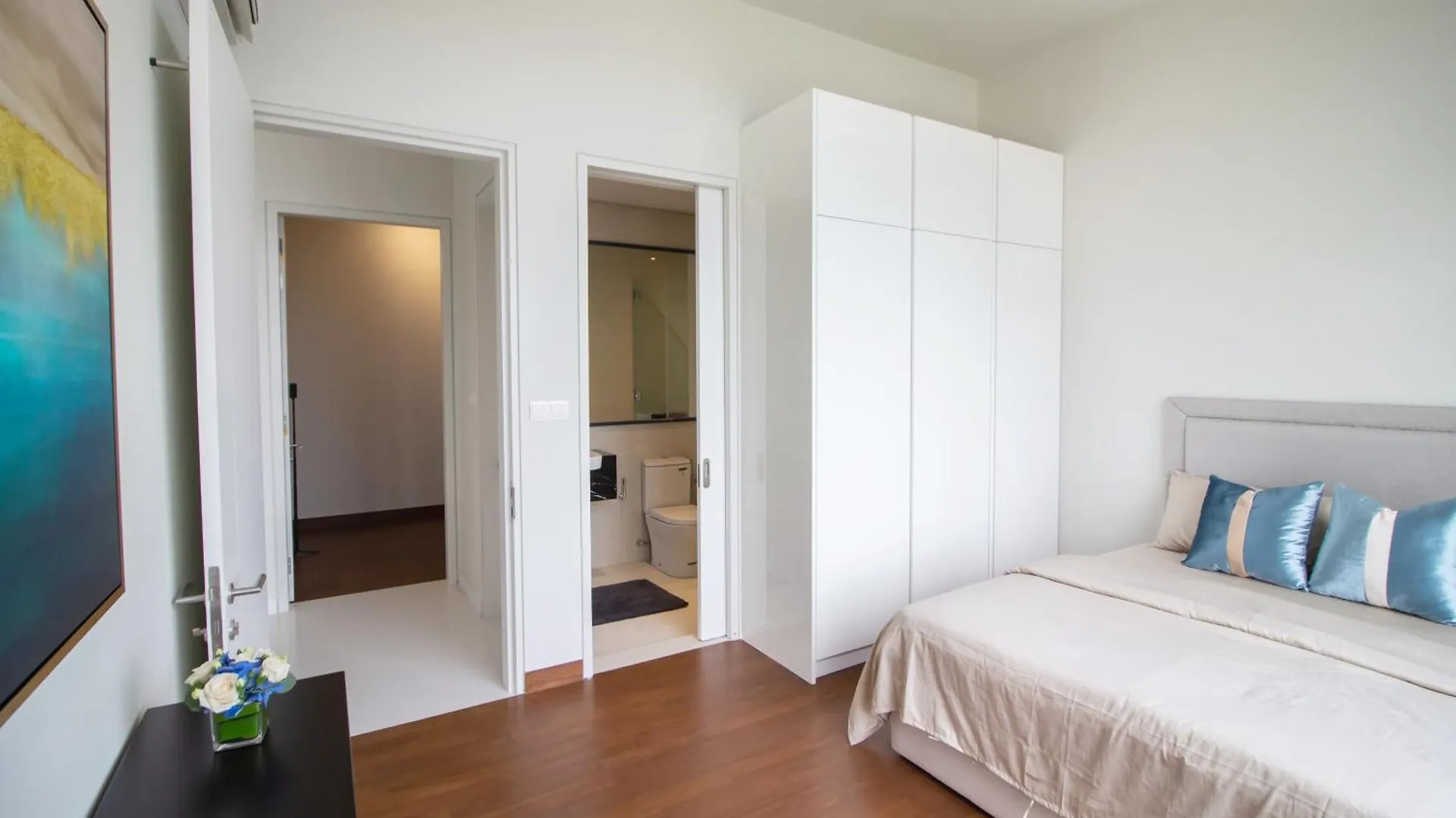 Pavillion Embassy Service Apartment By Autumn Suites Premium Stay Kuala Lumpur