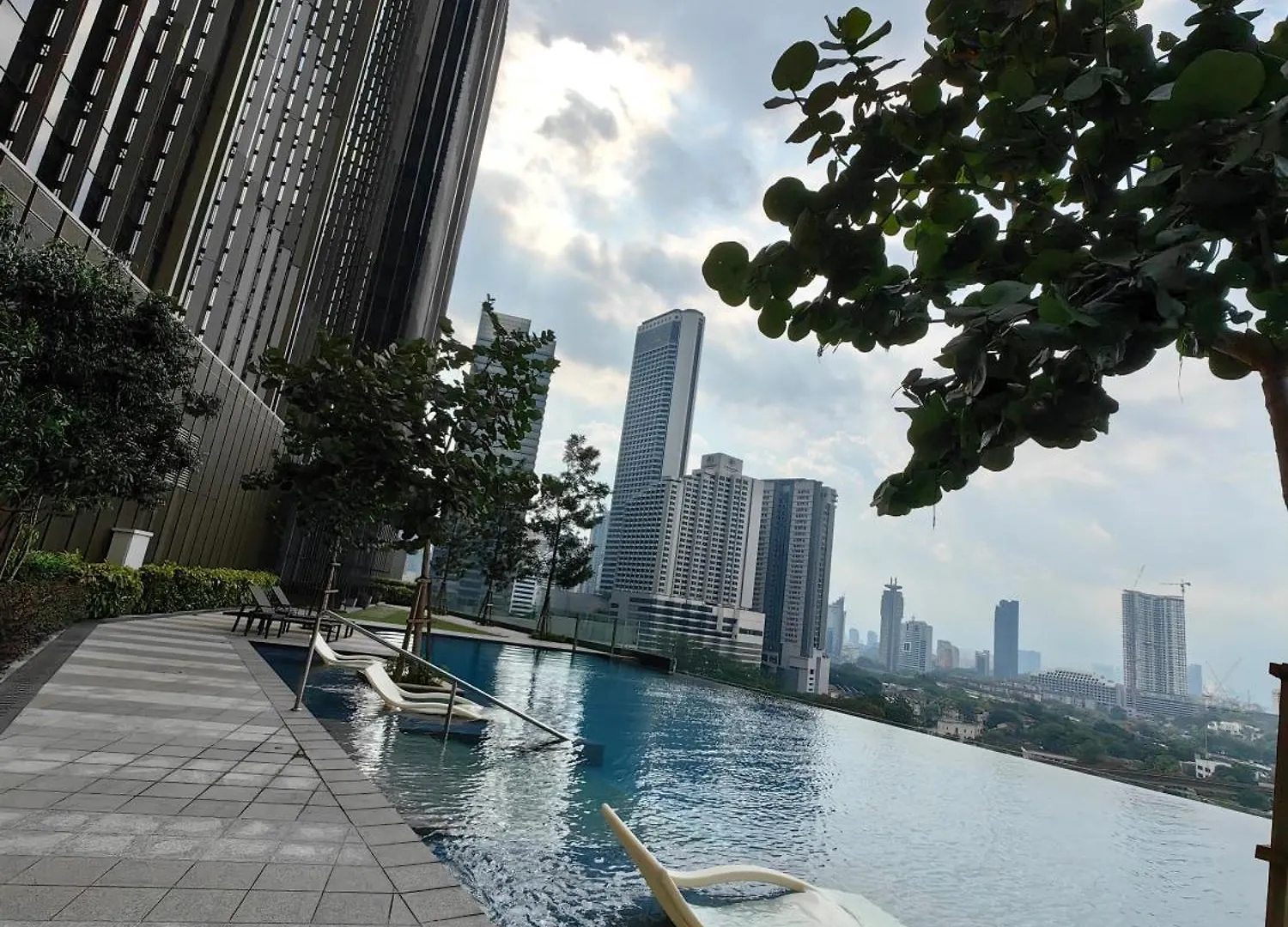Pavillion Embassy Service Apartment By Autumn Suites Premium Stay Kuala Lumpur