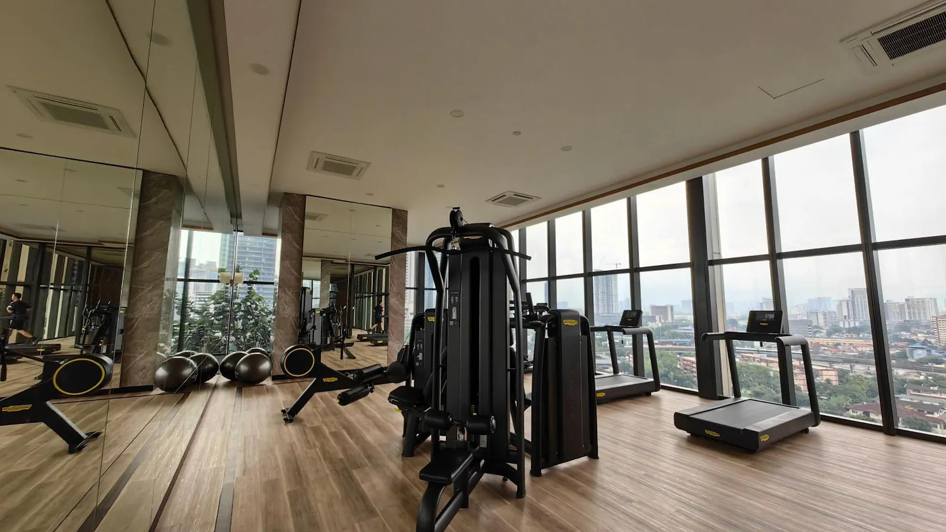 Pavillion Embassy Service Apartment By Autumn Suites Premium Stay Kuala Lumpur